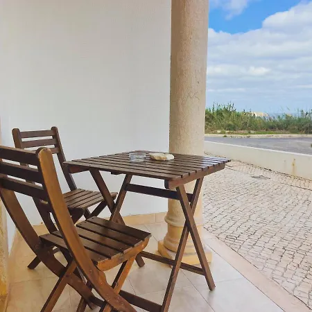 Cosmos Retreat Dom wakacyjny *